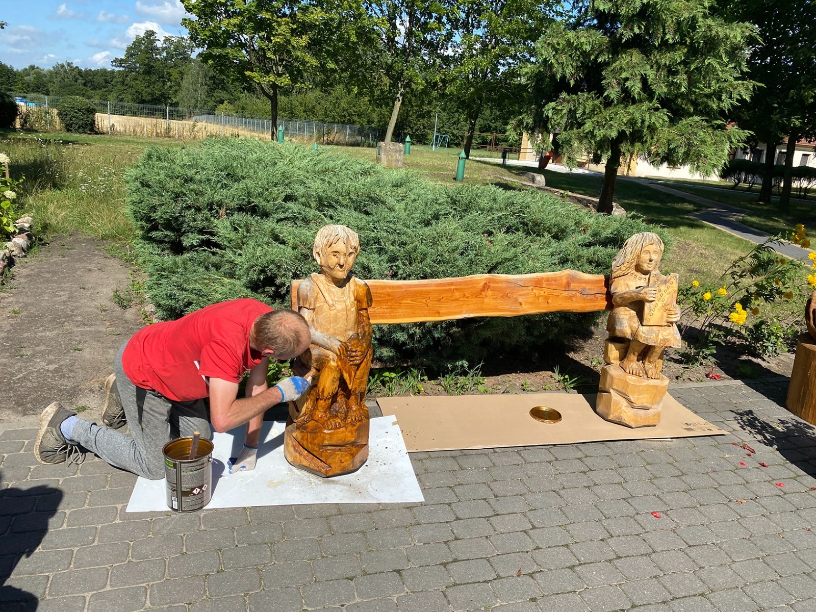 Malowanie ławki