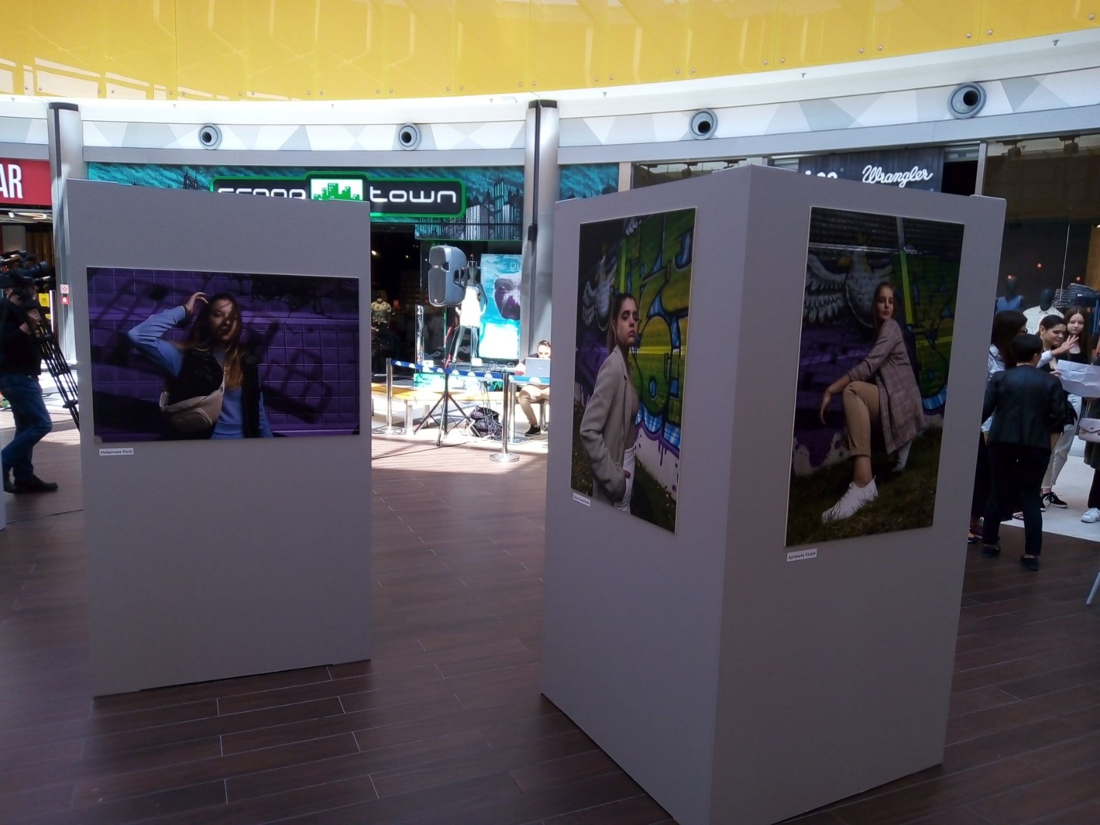 Galeria modelek