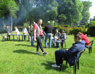 Mieszkańcy DPS na grillu